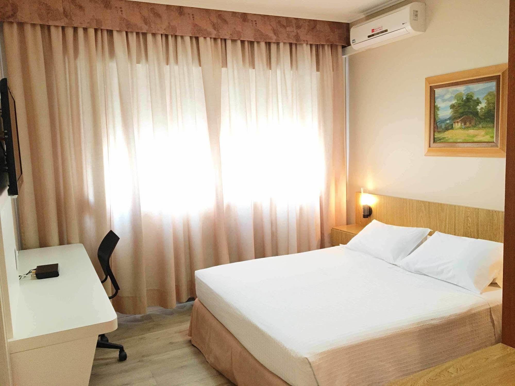 Cosmos Hotel Caxias do Sul Extérieur photo