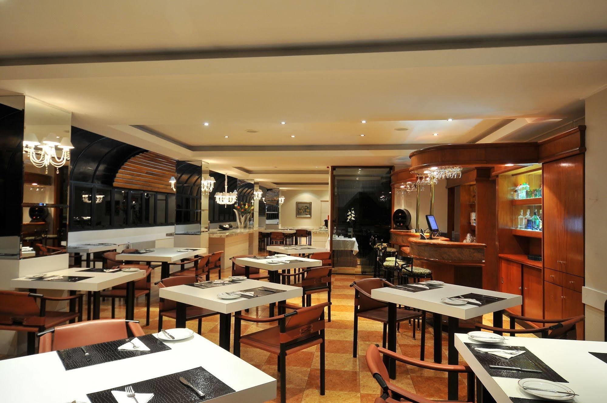 Cosmos Hotel Caxias do Sul Extérieur photo